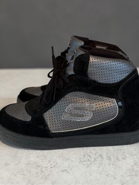 Skechers SKCH+3 Raise Your Glass Hidden Wedge Sneakers - Women's 9